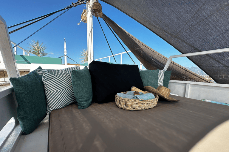 Coron: Luxury Bangka Full-Day Rental for Day Tour