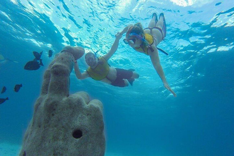 Cancún: Nado con Tortugas, Arrecife, Visita al Museo Subacuático