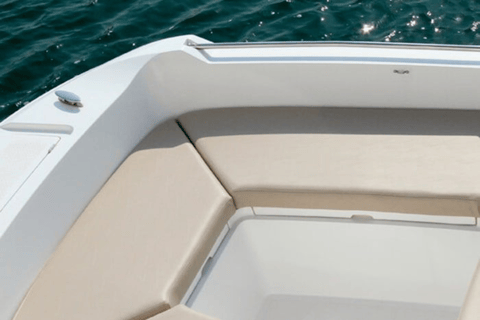 Barcelone : Location de bateaux sans permis2h de location de bateau jusqu&#039;à 6 personnes