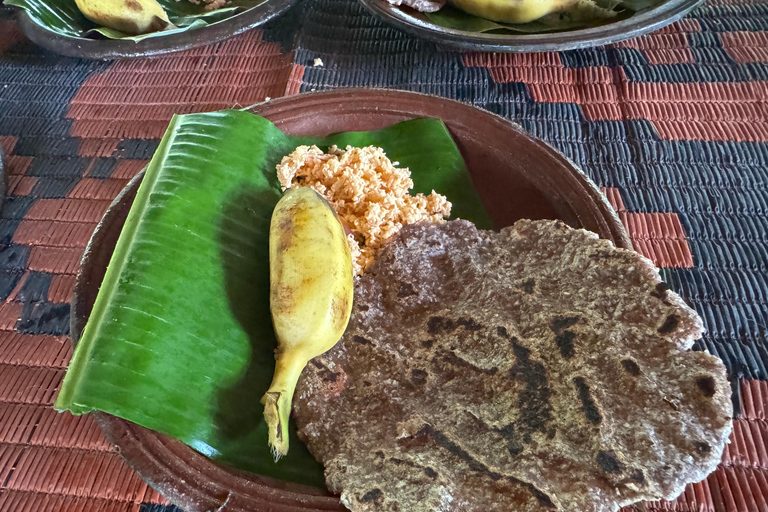 Koggala Lake Private Boat Tour with Dinesh