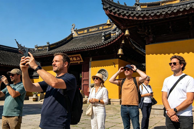 Shanghai: 4h Private City Tour, EN DE FR IT RU Local Guide Shanghai: 4h Private Tour with Italian Local Guide