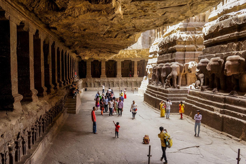 Erschwingliche Taxifahrt von Aurangabad zu den Ajanta &amp; Ellora Höhlen