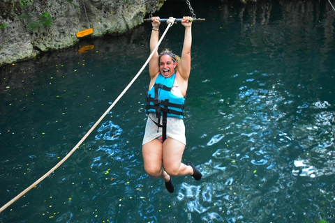 Cancún: Tour Adrenalina con Paseo en ATV, Tirolinas y Cenote