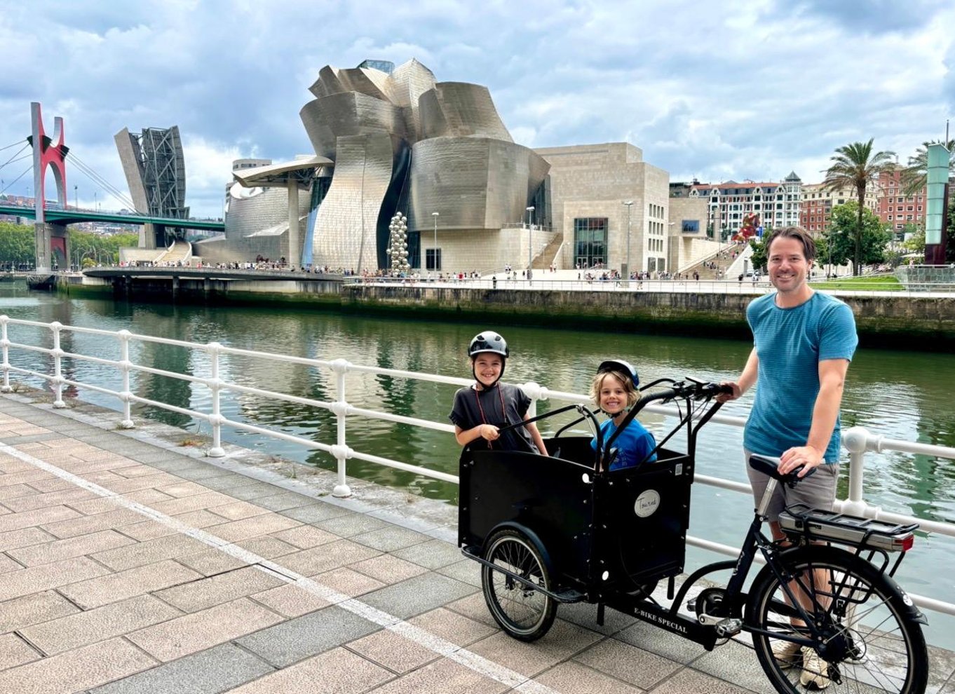 Bilbao: Guidet tur på elcykel i lille gruppe eller privat