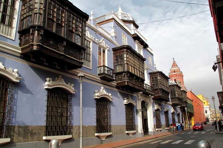 Lima City Walking Tour with Pick Up & Drop Off small group