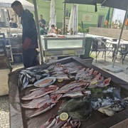 Porto: Private Städtetour mit Meeresfrüchte-Mittagessen und Küstenblick