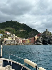 Vernazza: Cinque Terre Bootstour private Halbtagestour mit Schnorcheln