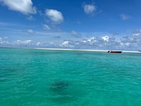 Visite d'une journée à l'île iranienne - Housity
