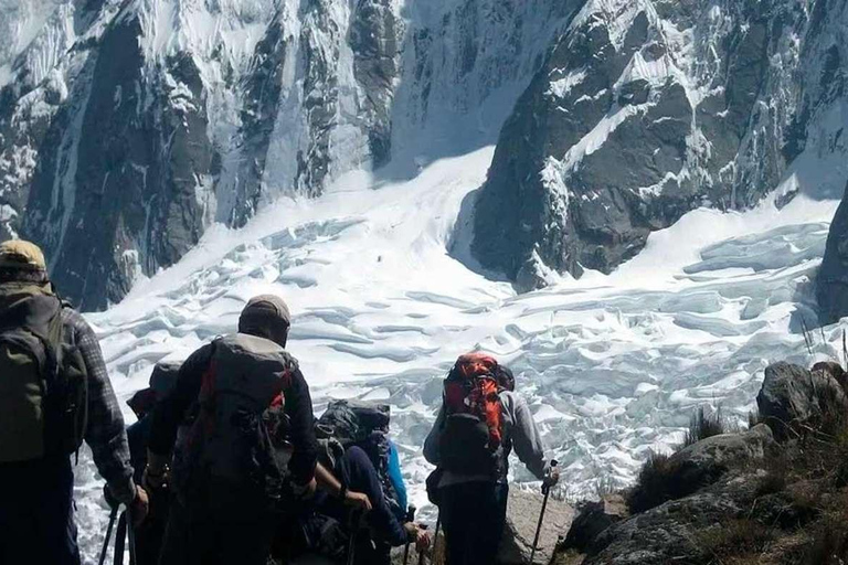 Depuis Huaraz : Randonnée Santa Cruz - Llanganuco 4J/3N