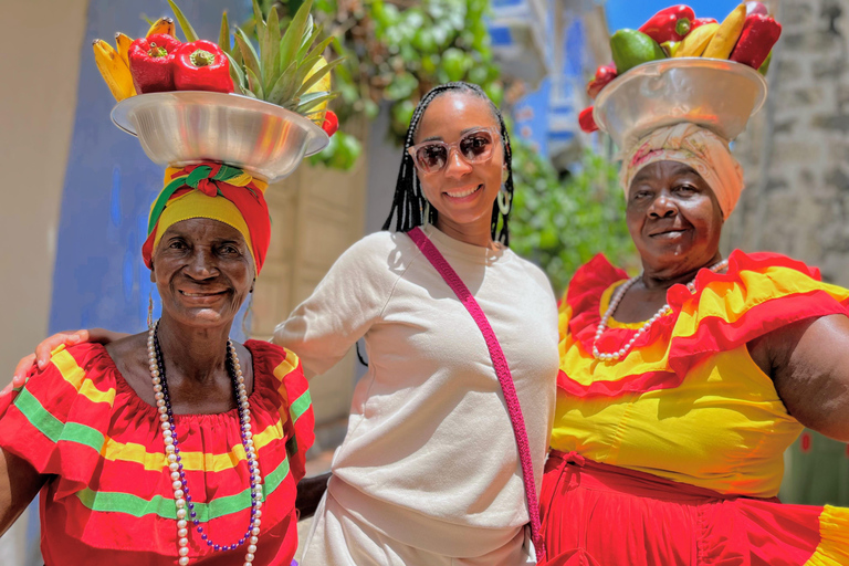 Tour a piedi al tramonto di Cartagena: Storia, mura e Getsemaní