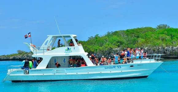 Punta Cana: Select Cruise Ship to Saona Island, DR with Lunch and Natural Pool