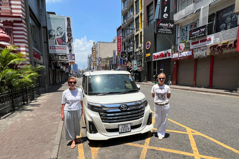 Colombo: Tuk Tuk City Tour with Entry Fees and Guide