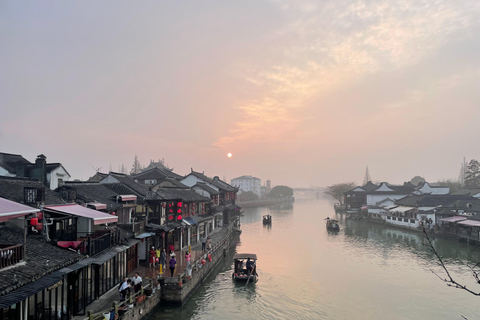 Shanghai: Zhujiajiao Water Town Half Day Tour