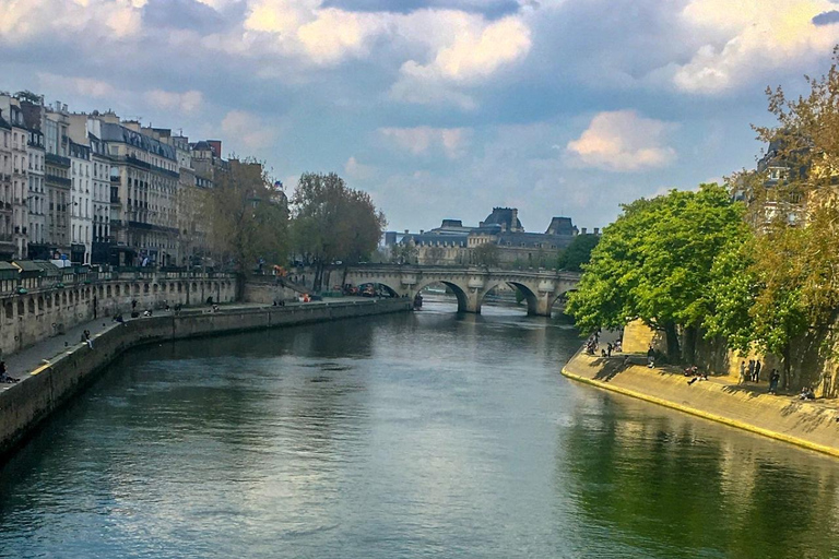 باريس: جولة سيرًا على الأقدام في نوتردام وإيل دو لا سيتيه