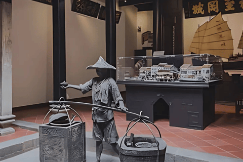 Tour noturno de assinatura: Passeio pela Marina com provas de comidaJunta-te ao grupo