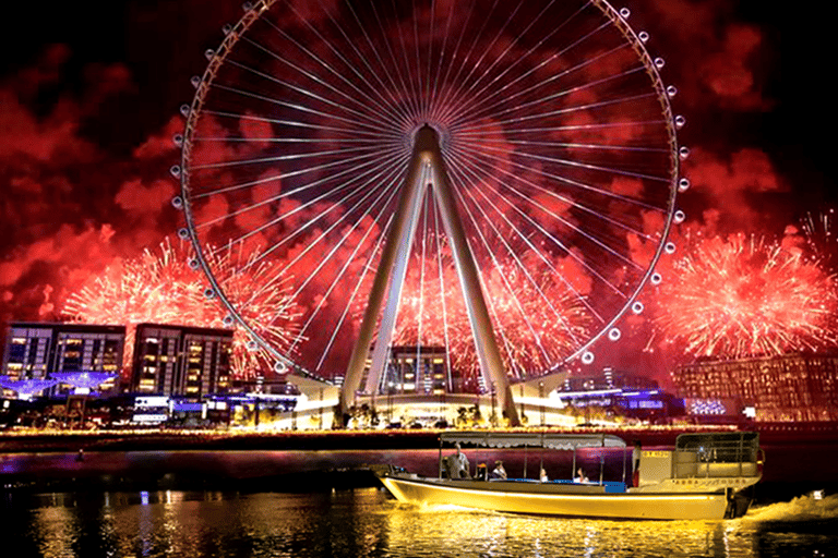 迪拜：2026年除夕烟花游船2026 年除夕烟花巡游（拼团）
