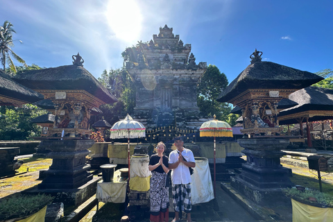 Mengening Temple: What Melukat Actually Feels Like