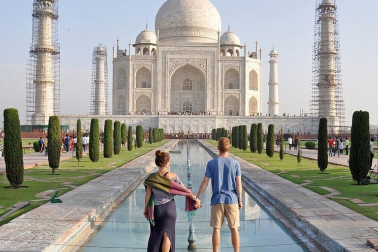 Agra: Same day trip from Delhi Tour With Lunch & Monuments entrances