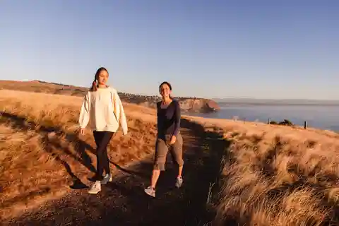 Christchurch: Godley Head & Lyttelton Guided Walking Tour