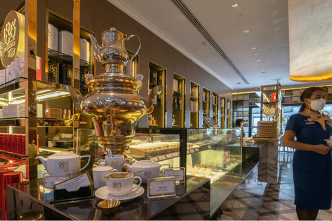 بانكوك: صالة شاي 1823 من رونفيلدت، باقات الطعام والشرابطقم شاي فاخر من جولد إندلجنس لشخصين