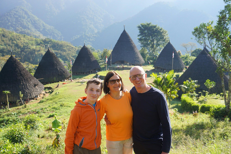 Labuan Bajo: Flores Island & Komodo National Park Tour