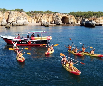 Portimão: Benagil Caves Speedboat and Kayak Guided Tour