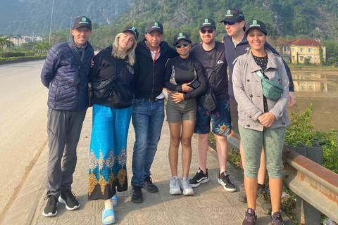 Phong Nha Cave & Paradise Cave: Guided Tour Boat & Explore Group Tour with Drop-Off in Hue