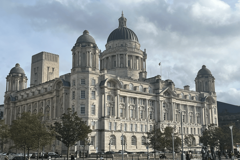 Liverpool: Waterfront History Walk & Cream Tea Tour
