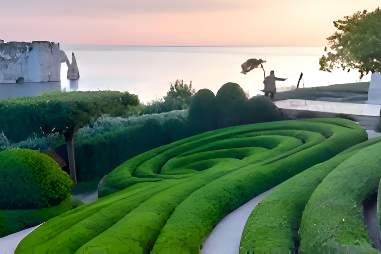 From Paris: Guided Tour of Honfleur, Etretat, and Rouen