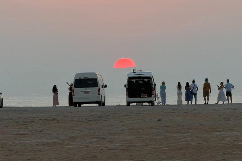 Salalah: Dhofar Mountains Sunset Tour with Coffee & Dates