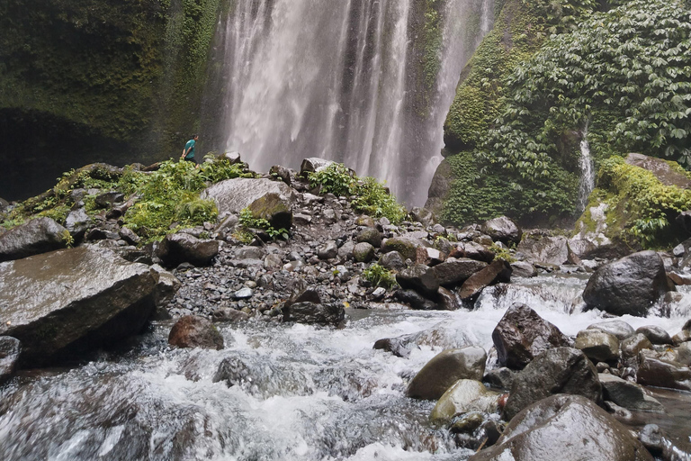 Lombok: Gili Meno Snorkeling, Waterfalls and Village Tours