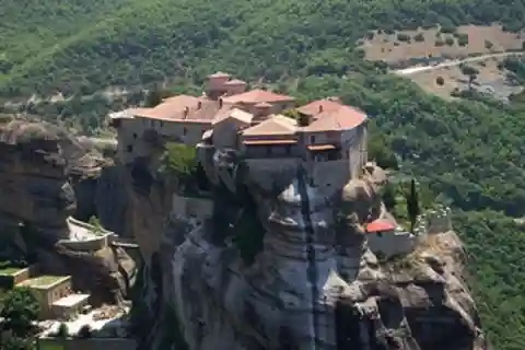 3-Day Delphi & Meteora Tour with 4 star hotels and tickets