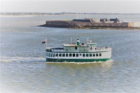 Charleston: Combo de tour en autobús por la ciudad y crucero por el puerto