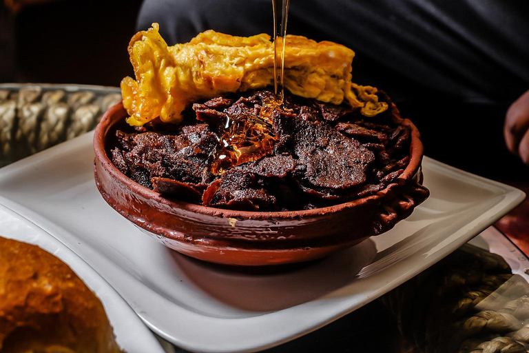 Addis Ababa: Berbere Bites Food Tour with 14+ Tastings
