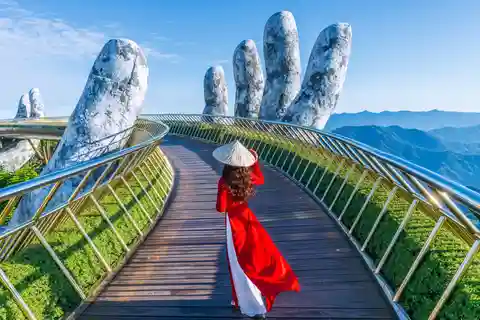 Hoi An: Traslado a Hue con ruta panorámica por el Paso de Hai Van