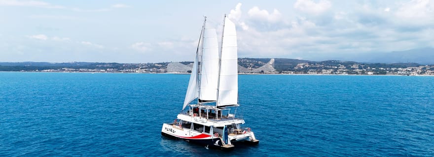 Marina Baie des Anges : La Matinée Découverte - Visite Guidée en Catamaran