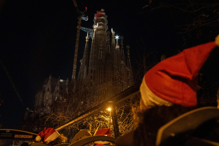 Barcelona: passeio de autocarro aberto com luzes de Natal20h30 Passeio de Natal Espanhol