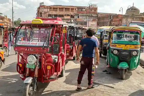 Jaipur: Tour privato di un giorno intero della città in Tuk-Tuk con pick-up