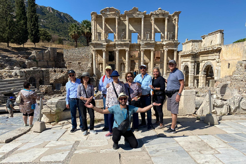 Tour particular de Éfeso e do Templo de Artemis a partir do Porto de KusadasiExcursão particular a Éfeso e ao Templo de Ártemis saindo do Porto de Kusadasi