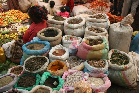 Addis Abeba: Führung durch den Mercato-Markt mit KaffeeverkostungAddis Abeba: Führung auf dem Mercato mit Kaffeeverkostung