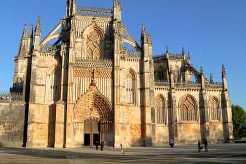 private tour to Óbidos fátima and the west