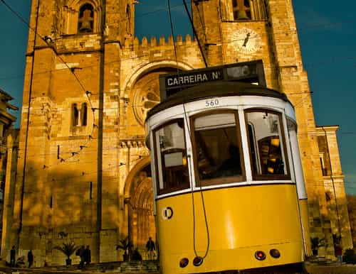 alfama quarter st. georges private lisbon sightseeing
