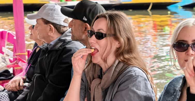 Mexico City: Expert-Guided Boat Tour with Lunch and Drinks photo 20