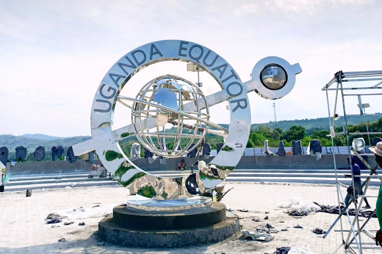 4 Days Queen Elizabeth Park Safari & Ruwenzori Mountain View