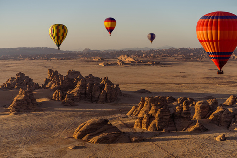 AlUla: Sonnenaufgang HeißluftballonfahrtSonnenaufgang Heißluftballonfahrt AlUla