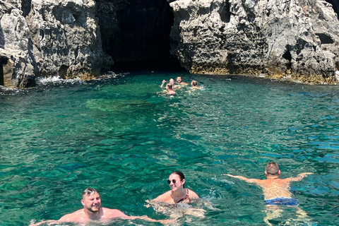 Do porto de Faliraki: Passeio de lancha rápida com mergulho com snorkel e cavernas