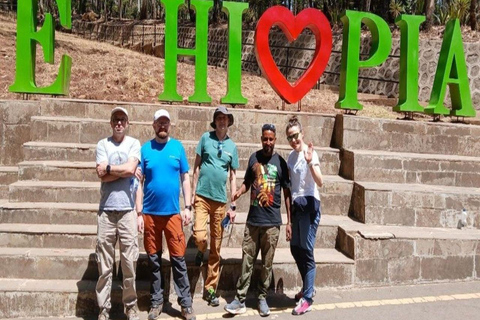 Addis Ababa: City Tour Museum, Mercato & Entoto