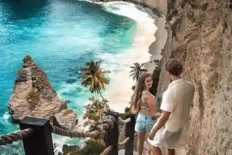 VISITE DE LA PARTIE ORIENTALE DE NUSA PENIDA