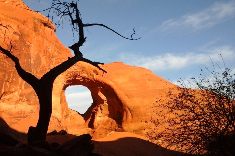 Monument Valley: Scenic 3.5-Hour Cultural Tour