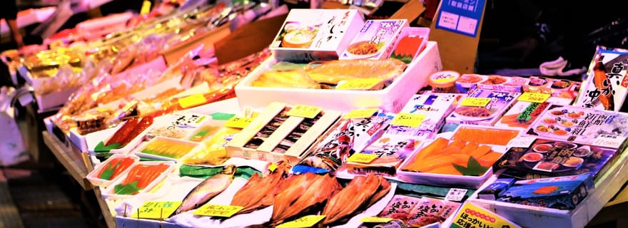 Hakodate : visite du marché matinal avec dégustation de fruits de mer en option
